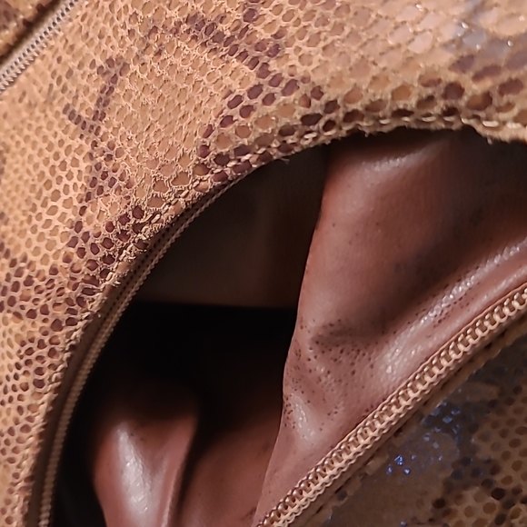 Snakeskin and Leather Bag - Picture 4 of 6